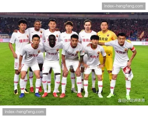 前中超某俱乐部管理人员涉嫌操控比赛案，本月于沈阳开庭审理。