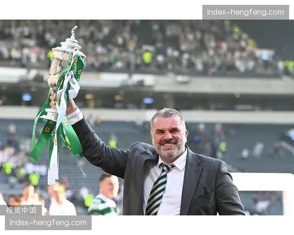 官方：托特纳姆热刺与主教练波斯特科格鲁完成续约